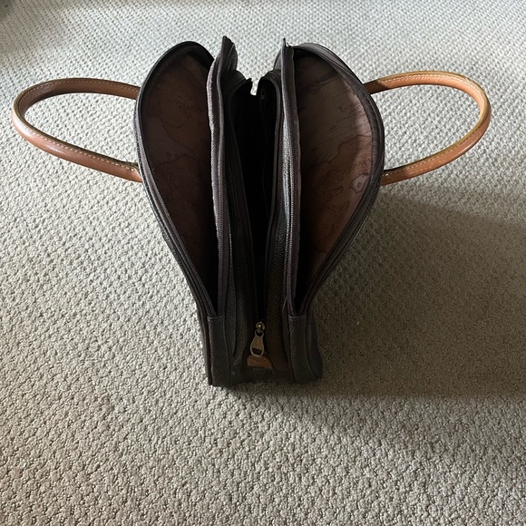 Vintage Jump Travel Bag - Picture 5 of 8